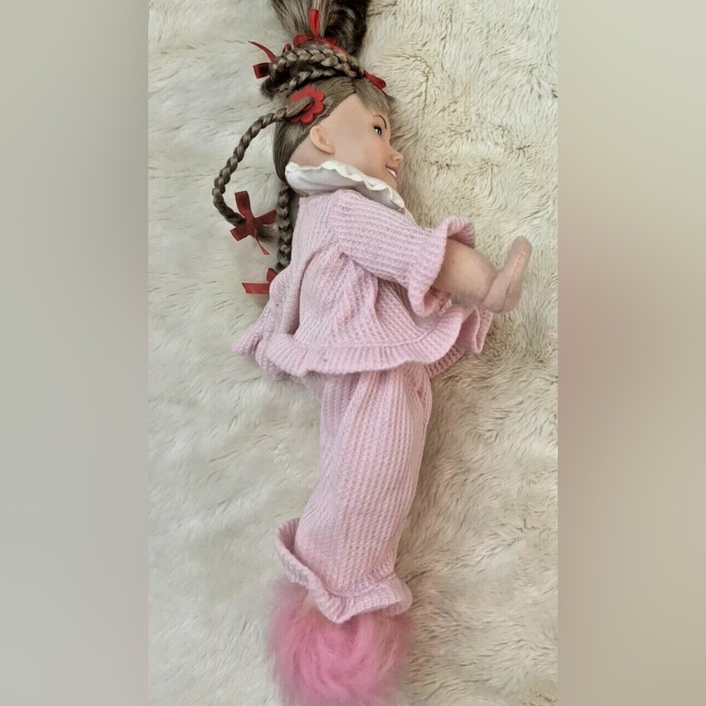 Cindy Lou Who Soft Body Doll Twirling Braids Dr Seuss Grinch 2000 Playmates Toys - Picture 8 of 10